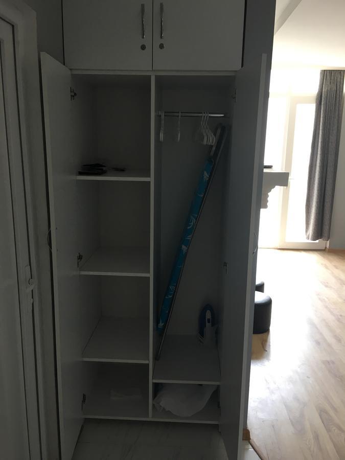 Apartment White Magnolia Μπατούμι Εξωτερικό φωτογραφία